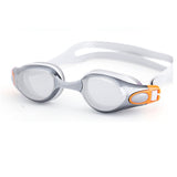 Swimming goggles